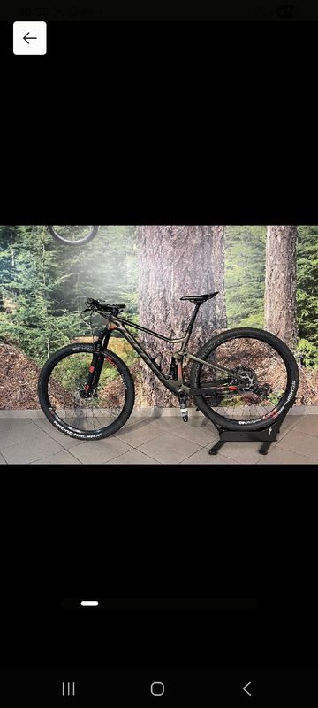 Gebrauchtes Scott Spark RC 900 Pro 2019 2019 Mountainbike, Schwarz — Bild 2 von 3