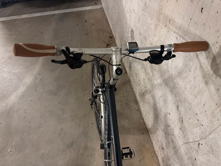 Used Villiger Vancouver RC Urban, Black — image 2 of 3