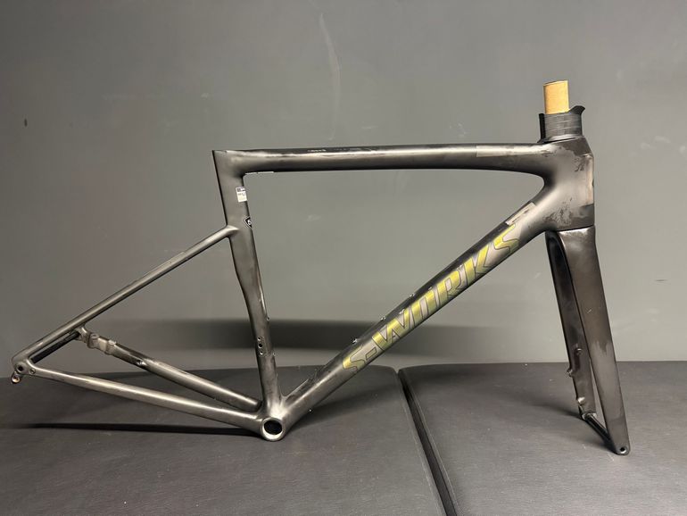 Käytetty Specialized Tarmac Frameset 2024 Road & Gravel — kuva 4 / 5