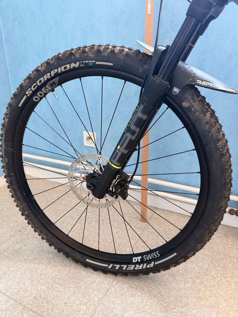Gebrauchtes Lapierre Zesty TR 3.9 2023 2023 Mountainbike, Hellgrau, 29 — Bild 4 von 6