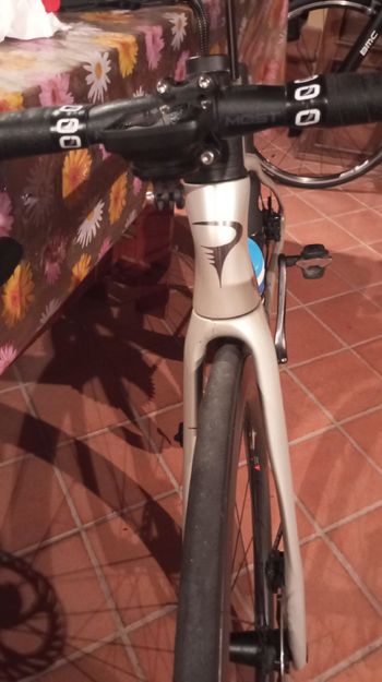 Used Pinarello F Shimano 105 2026 Road & Gravel, Light Gray — image 3 of 7