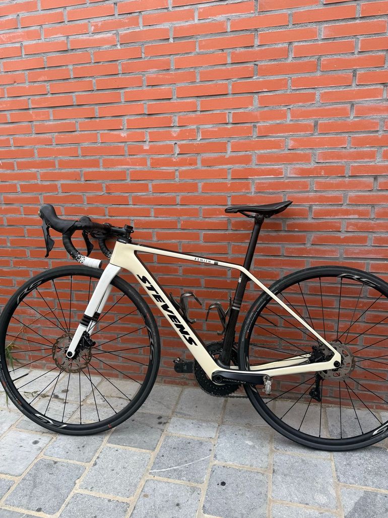 Stevens Custom Shimano Ultegra 2023 Road & Gravel de segunda mano, Blanco — imagen 2 de 8