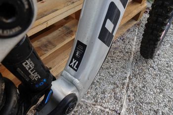 Propain Tyee AL 29 Start 2022 2022 Mountainbike usato, Grigio chiaro — immagine 8 di 10