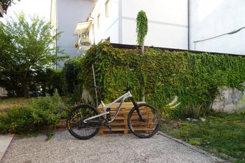 Propain Tyee AL 29 Start 2022 2022 Mountainbike usato, Grigio chiaro — immagine 1 di 10