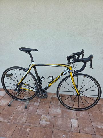 Used Scott Addict 10 2017 2017 Road & Gravel, Black — image 2 of 7