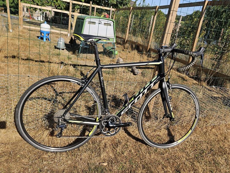 Used Scott 10 2013 2013 Road & Gravel