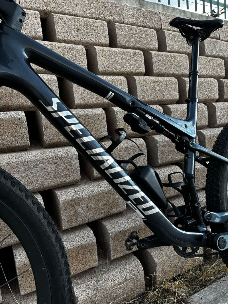 Used Specialized Epic 9 Pro 2027 2027 Mountainbike, Blue, 29 — image 12 of 20