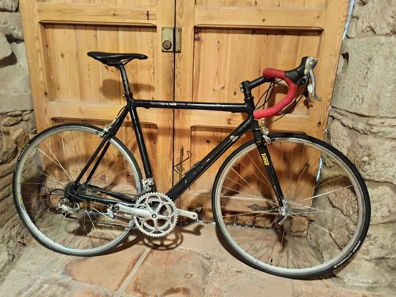 Used Cannondale Custom Shimano 105 2005 Road & Gravel