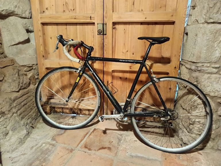 Cannondale Custom Shimano 105 2005 Road & Gravel usato, Nero — immagine 2 di 6