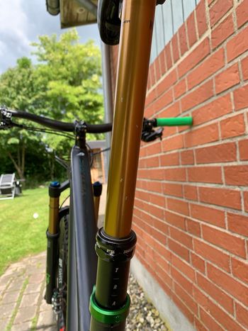 Used Yeti ARC T2 2024 2024 Mountainbike, Black, 29 — image 9 of 10