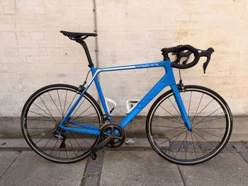 Used Canyon Ultimate Shimano Ultegra Di2 2018 Road & Gravel, Blue — image 2 of 10