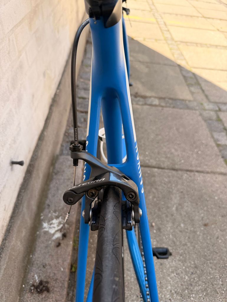 Used Canyon Ultimate Shimano Ultegra Di2 2018 Road & Gravel, Blue — image 7 of 10