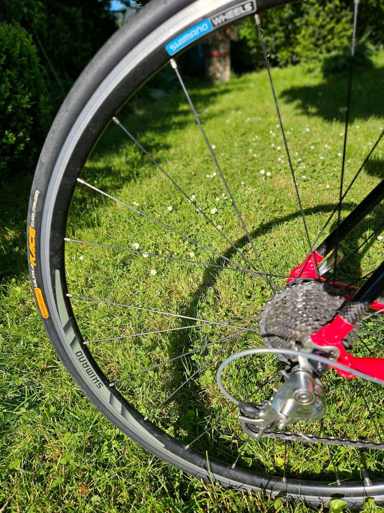 Used Bianchi Via Nirone 7 Alu Carbon mit Ultegraa Vollausstattung 2006 Road & Gravel, White — image 8 of 11