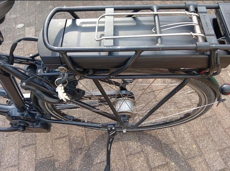 Used Hercules Roberta 8 Pro Custom Shimano Nexus Hub Gear 2014 Urban, Black — image 4 of 5