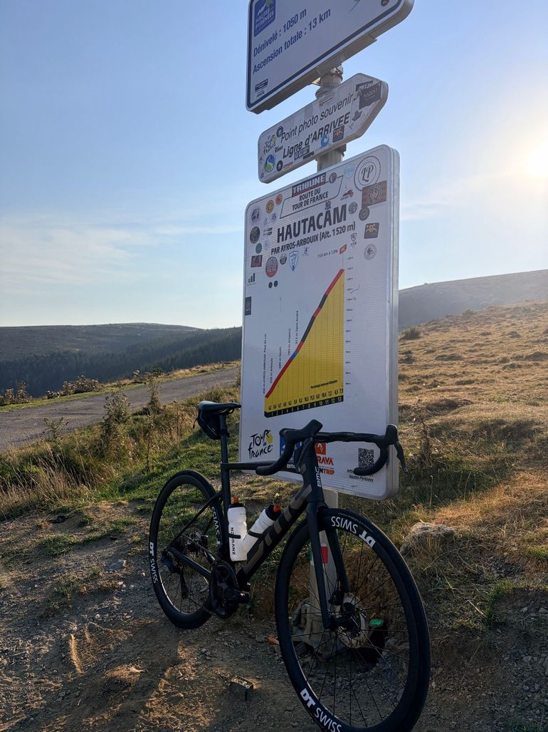 Used BMC slr 01 four 2026 Di2 2026 Road & Gravel, Black — image 3 of 4