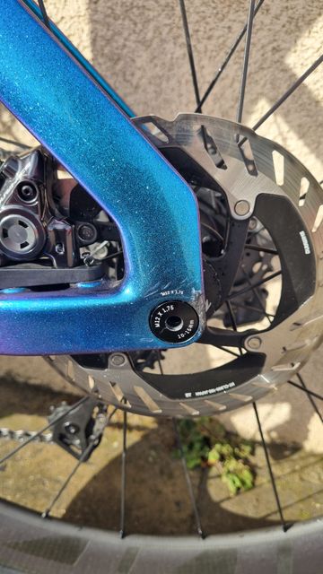 Gebrauchtes Canyon Aeroad CFR Di2 2025 2025 Road & Gravel, Blau — Bild 14 von 16