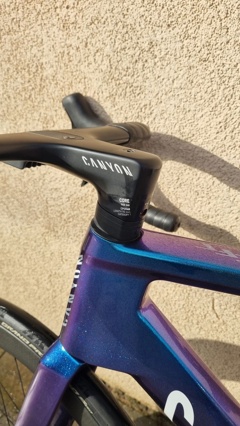 Gebrauchtes Canyon Aeroad CFR Di2 2025 2025 Road & Gravel, Blau — Bild 9 von 16