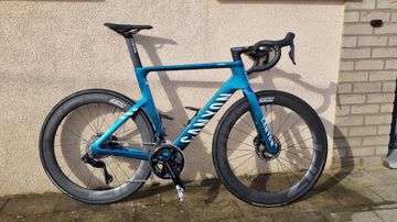 Gebrauchtes Canyon Aeroad CFR Di2 2025 2025 Road & Gravel, Blau — Bild 1 von 16