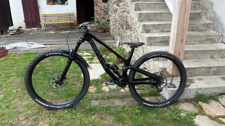 Used Deviate Highlander 150 Frame 2022 Frameset 2022 Mountainbike, Black, 29 — image 1 of 3