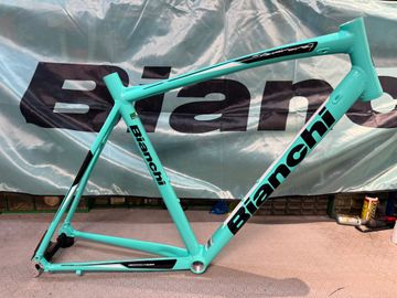 Used Bianchi VIA NIRONE 7. NUOVO. NOS. Frameset 2020 Road & Gravel
