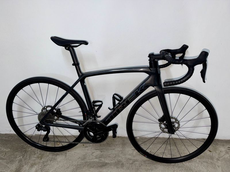 Used Trek Emonda SL6 2023 Custom Shimano 105 Di2 2023 Road & Gravel