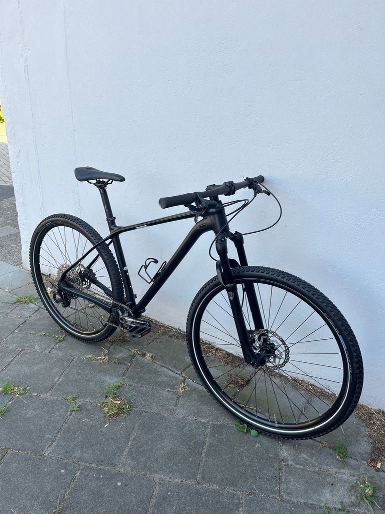 Gebrauchtes Merida Big nine Shimano Deore 2022 Mountainbike, Schwarz — Bild 2 von 12