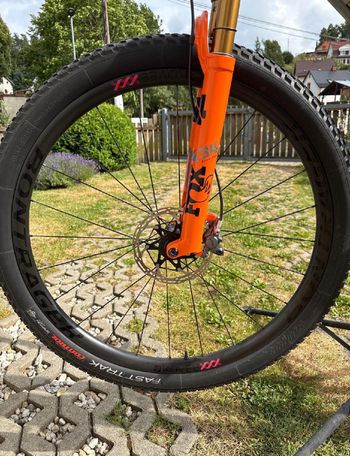 Specialized S-Works Epic 2022 2022 Mountainbike usato, Grigio chiaro — immagine 4 di 8