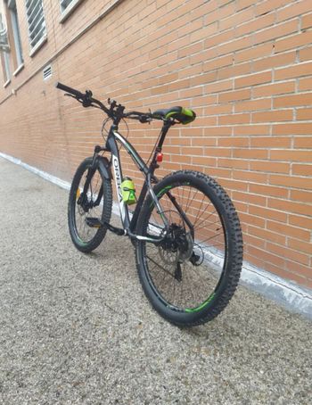 Used Orbea All Use Sport 10 2015 Mountainbike, Green — image 2 of 10