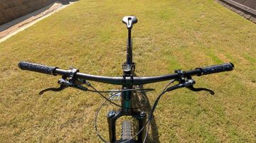 Used Trek Roscoe 8 2023 2023 Mountainbike, Blue, 27.5, 29 — image 9 of 9