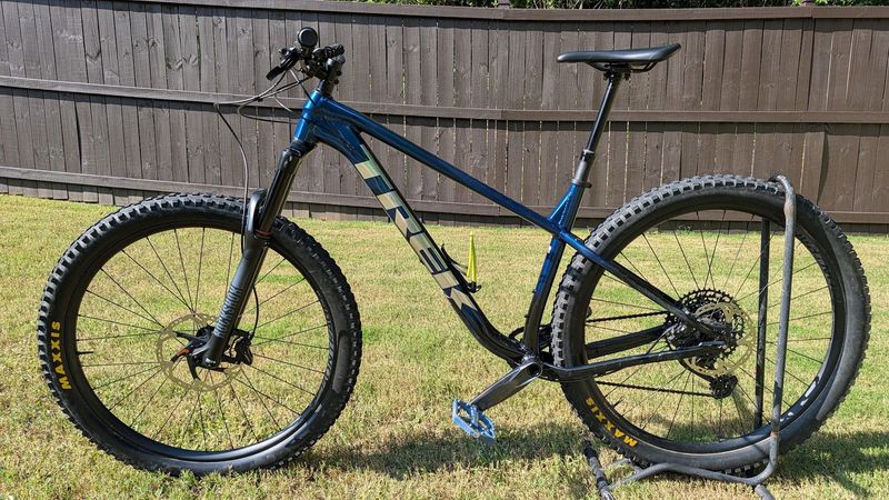 Used Trek Roscoe 8 2023 2023 MTB