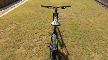 Used Trek Roscoe 8 2023 2023 Mountainbike, Blue, 27.5, 29 — image 5 of 9