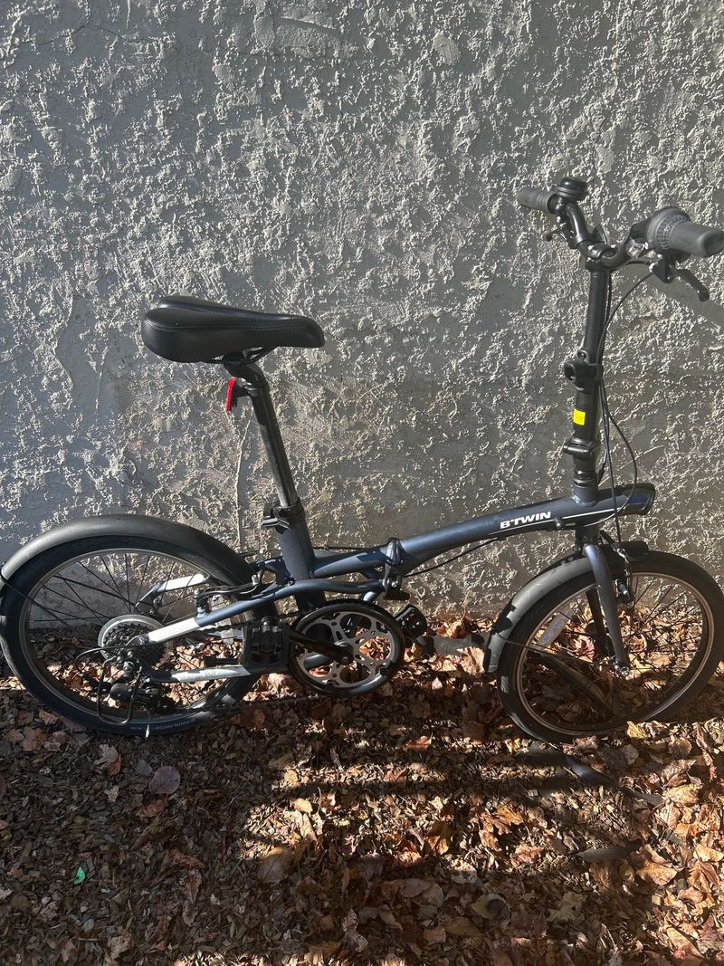 Used B Twin Tilt Shimano Tourney foldable 2020 Urban & Touring