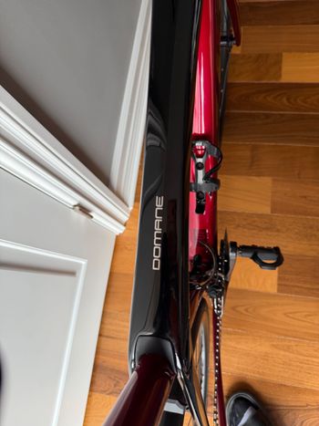 Used Trek Domane SL 5 2020 2020 Road & Gravel, Red — image 4 of 14