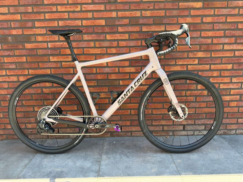 Santa Cruz Stigmata Rival 1x AXS / Carbon CC 2024 2024 Road & Gravel d'occasion
