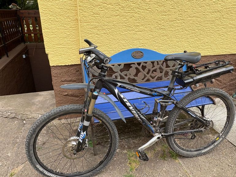 Used Stevens Custom Shimano Deore XT 2007 Mountainbike, Black — image 2 of 6