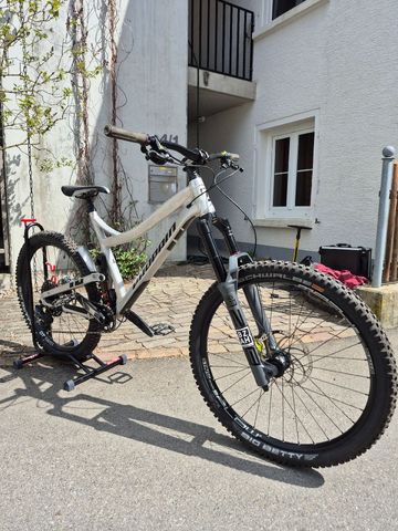 Gebrauchtes Propain Tyee AL 27.5 Start 2019 2019 Mountainbike, Hellgrau, 27.5 — Bild 2 von 4