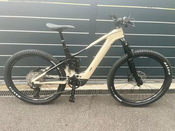 Liv Intrigue X Advanced E+ Elite 3 2024 2024 MTB d'occasion