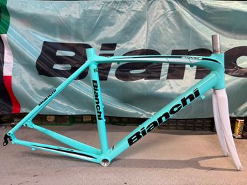 Použité Bianchi IMPULSO. 2020. NOS. NUOVO. Frameset 2020 Road & Gravel