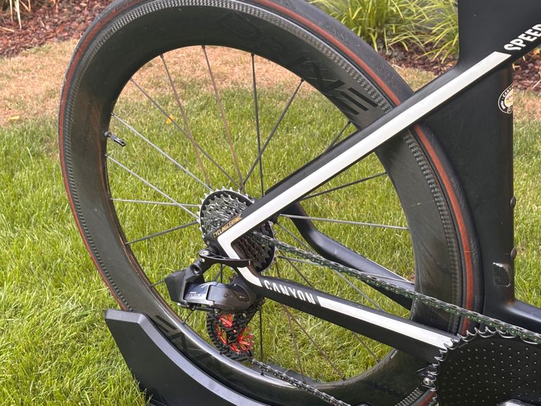 Canyon Speedmax CF SLX 8.0 SL 2018 upgrade with new group and wheels (2026) 2018 Road & Gravel usato, Nero — immagine 4 di 8