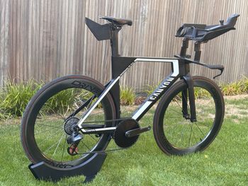 Canyon Speedmax CF SLX 8.0 SL 2018 upgrade with new group and wheels (2026) 2018 Road & Gravel usato, Nero — immagine 3 di 8