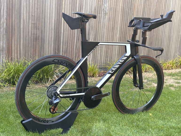 Canyon Speedmax CF SLX 8.0 SL 2018 upgrade with new group and wheels (2026) 2018 Road & Gravel usato, Nero — immagine 3 di 8