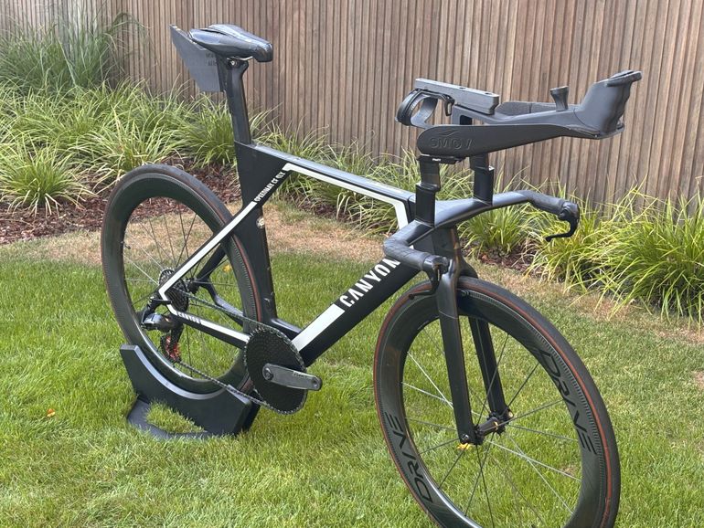 Canyon Speedmax CF SLX 8.0 SL 2018 upgrade with new group and wheels (2026) 2018 Road & Gravel usato, Nero — immagine 7 di 8