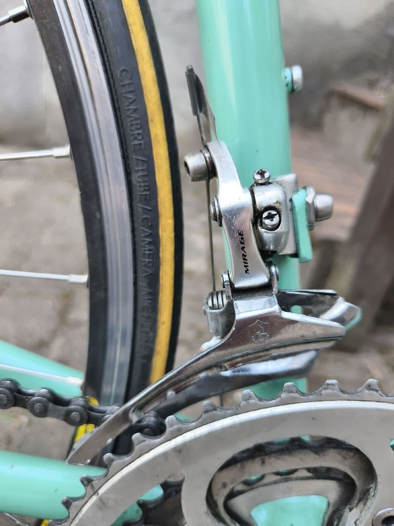 Used Bianchi Custom Other Shimano 1991 Road & Gravel, Green — image 9 of 10
