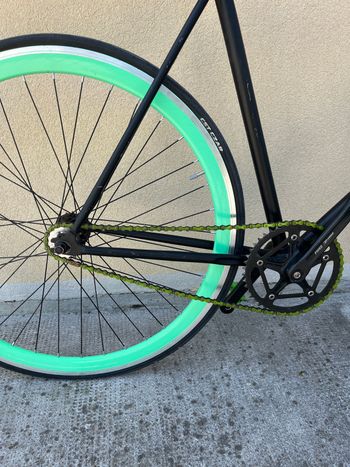 Used Custom City Bike, nera e verde 2017 Urban, Green — image 3 of 3