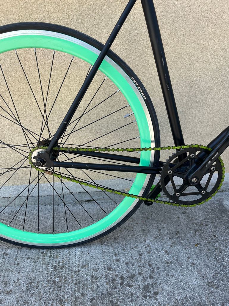Used Custom City Bike, nera e verde 2017 Urban, Green — image 3 of 3