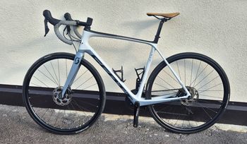 Gebrauchtes Scott Addict 20 disc 2019 2019 Road & Gravel, Hellgrau — Bild 2 von 7