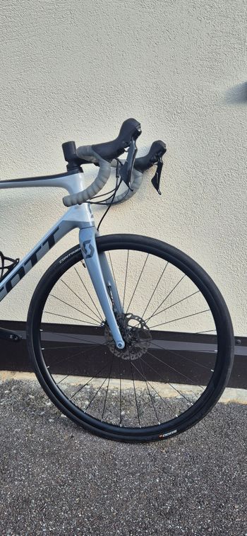 Gebrauchtes Scott Addict 20 disc 2019 2019 Road & Gravel, Hellgrau — Bild 4 von 7