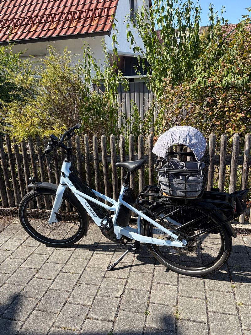 Käytetty CUBE 2024 Urban & Touring
