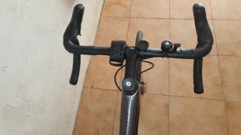 Używany Giant Defy Advanced 1 2023 2023 Road & Gravel — zdjęcie 5 z 9