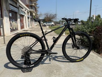 Gebrauchtes Orbea ALMA M50 2024 2024 Mountainbike, Schwarz, 29 — Bild 2 von 9